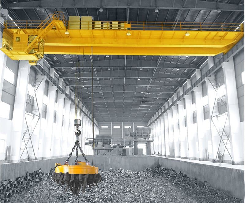 Electromagnetic Overhead Cranes with Lifting Magnet