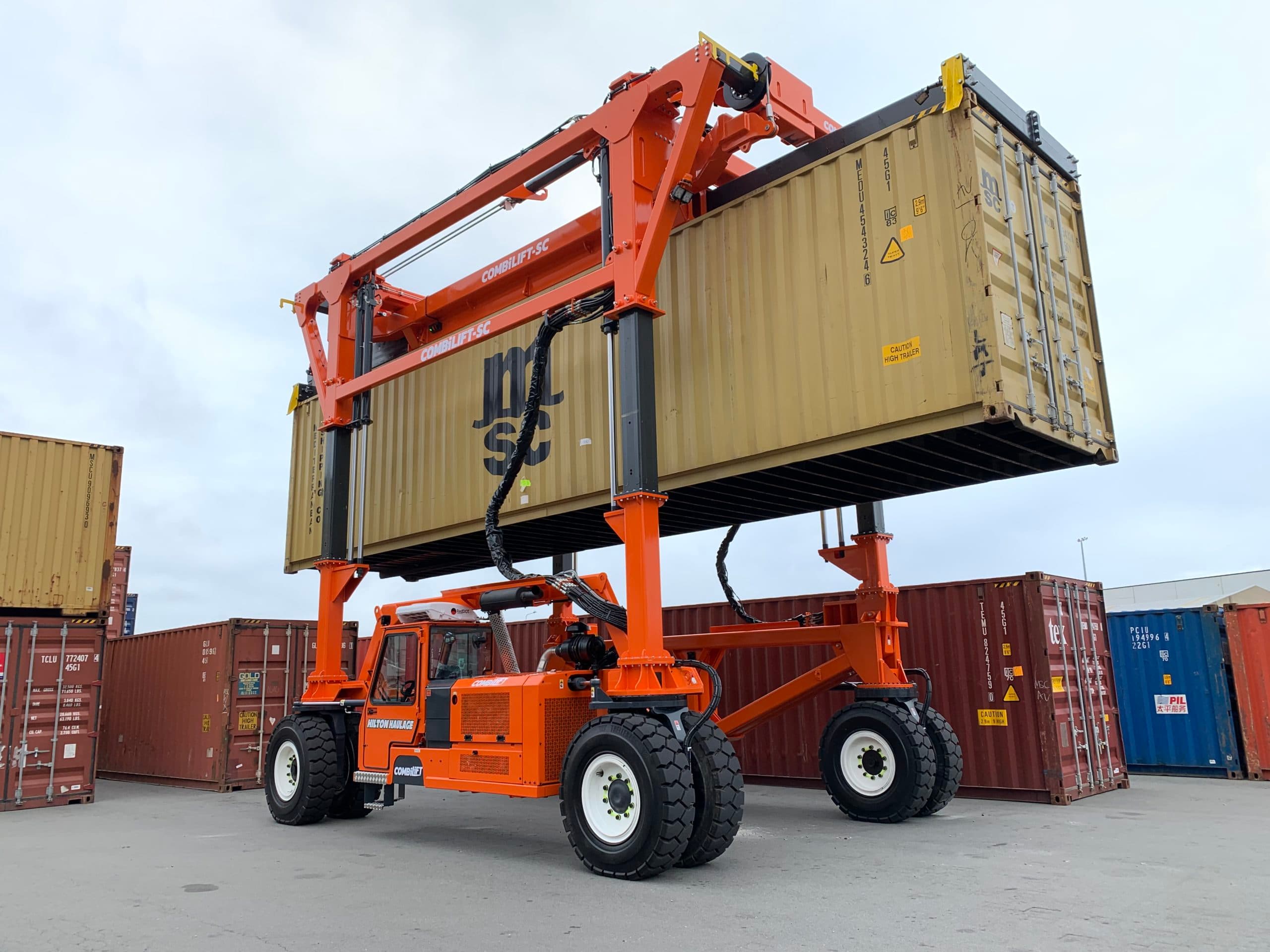 Container Straddle Carrier